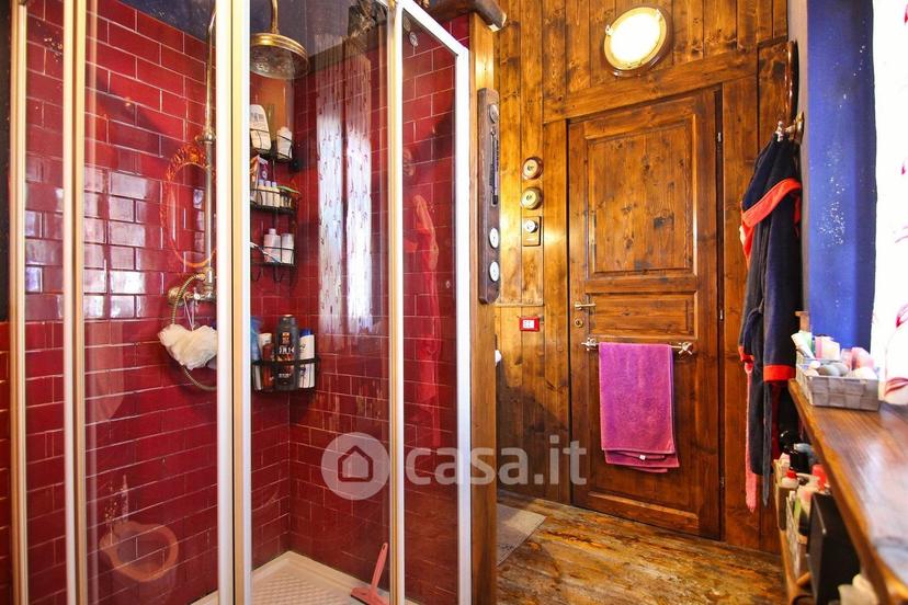 Villa in Via Alessandro Tadino 3 — foto 24 di 52