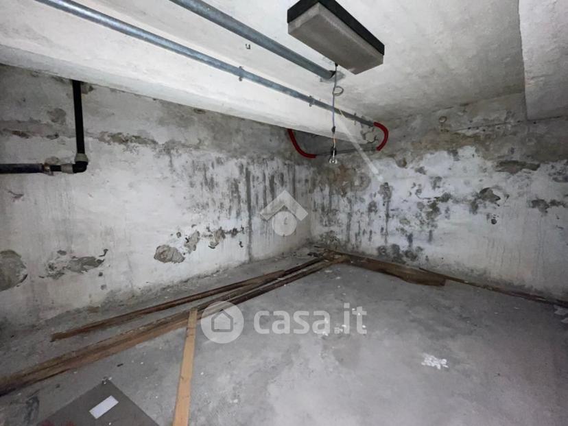 Trilocale in Via Valenzasca 4 — foto 20 di 24