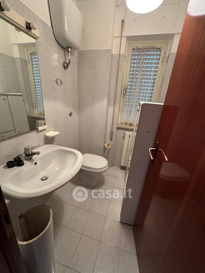 Quadrilocale in Via della Scafa 5 — foto 8 di 22