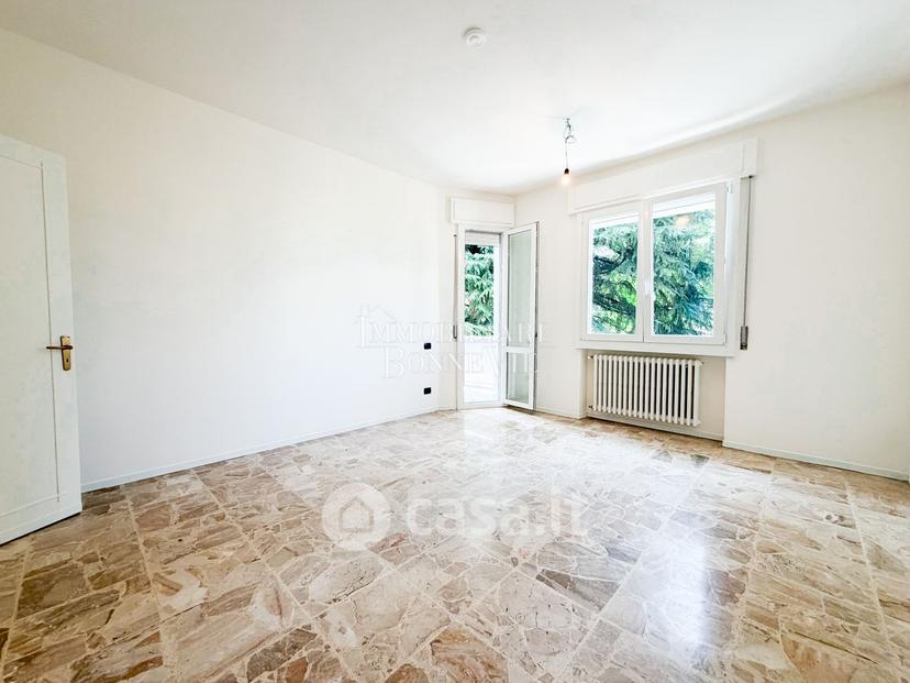 Trilocale in Via Aldo Moro 1 — foto 19 di 28