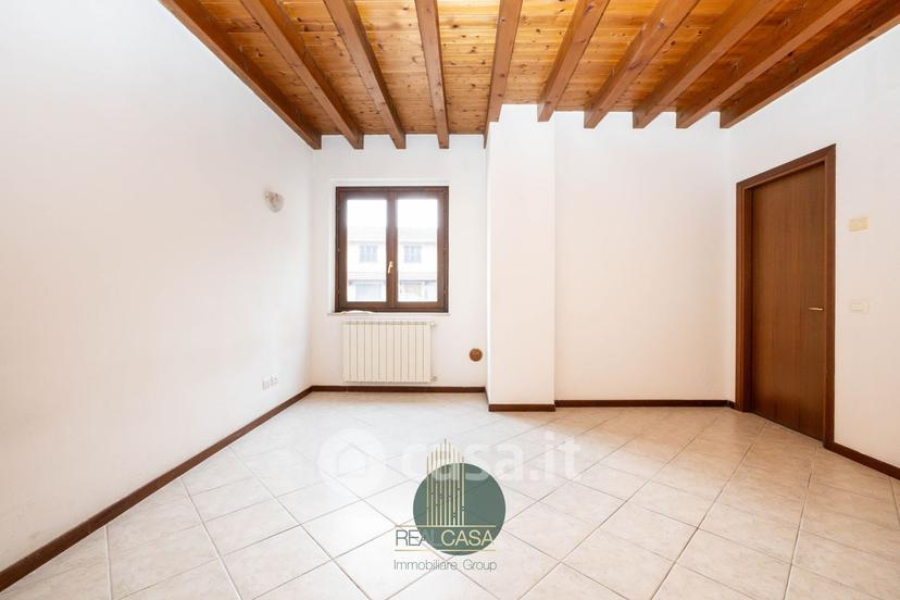 Trilocale in Via Seriola 38 — foto 17 di 31