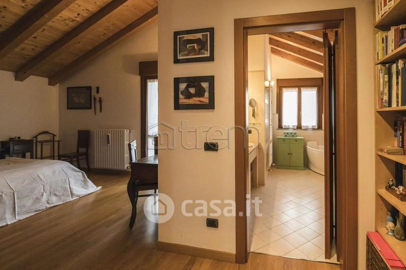 Villa in Via San Martino 5 — foto 31 di 45
