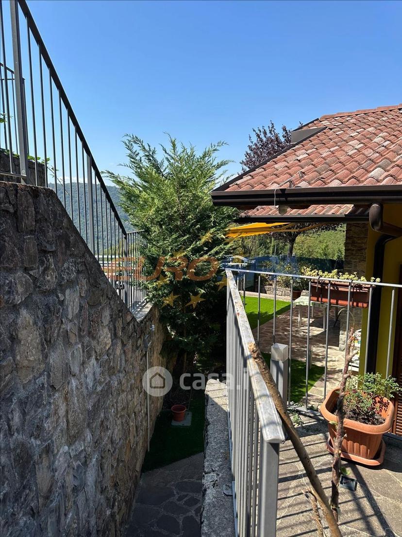Villa in Via Monte Cervino 69 — foto 19 di 26