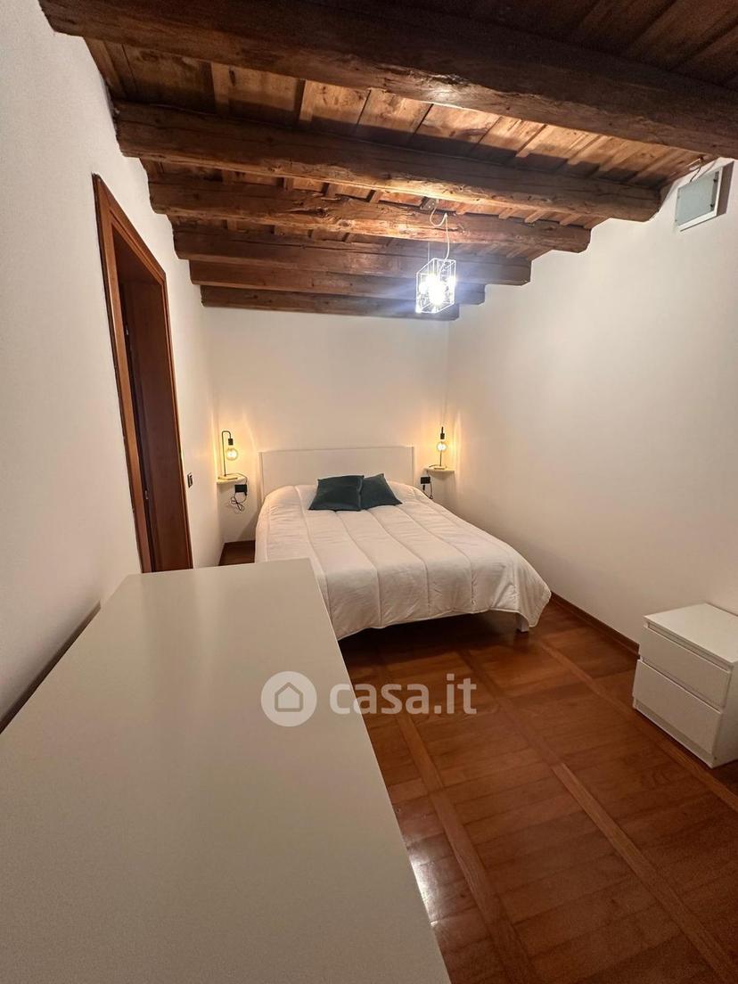 Trilocale in Via Savonarola 38 — foto 7 di 32