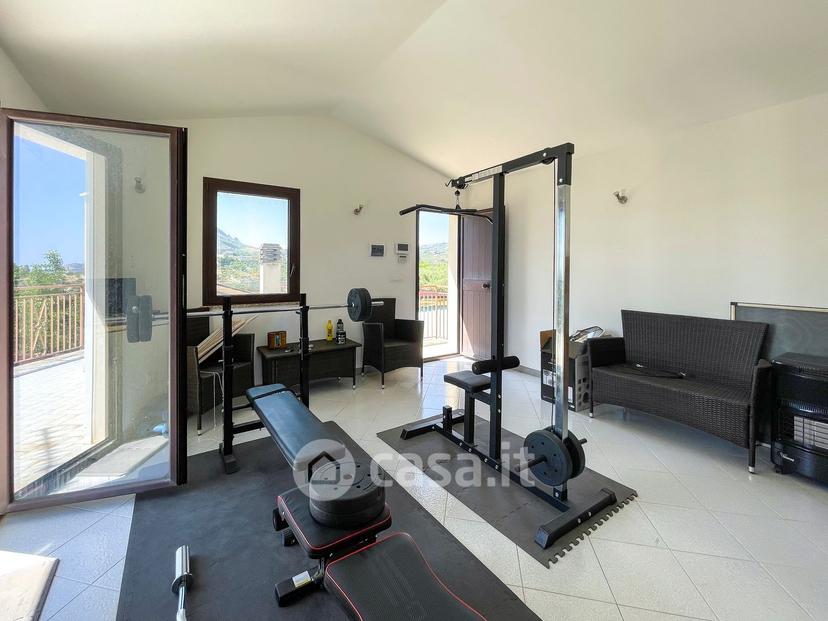Villa in Via Giovanni Guareschi 67 — foto 78 di 115