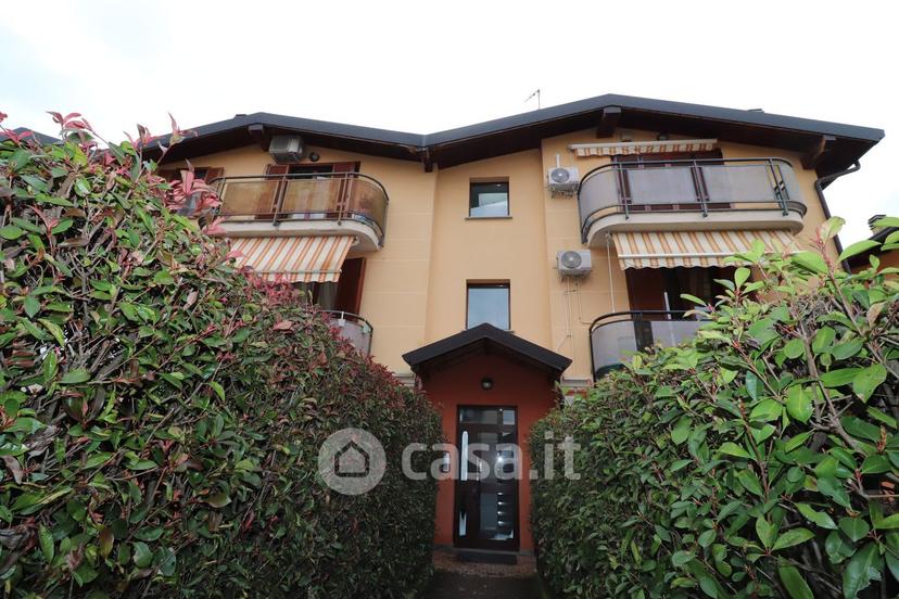 Trilocale in Via Eugenio Montale — foto 9 di 25