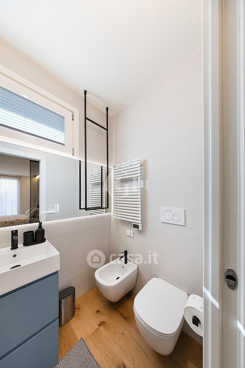 Villa in Via Bottego 2 — foto 17 di 51