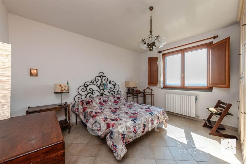 Villa in Via di Sarripoli — foto 3 di 31