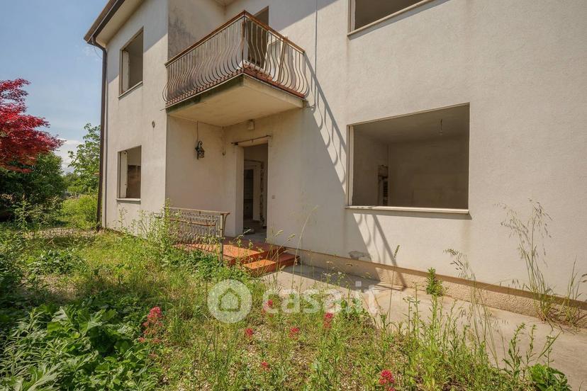 Villa in Via dei Cedri 22 — foto 20 di 37