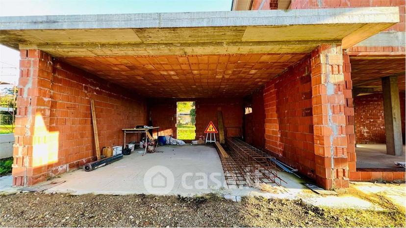 Villa in Via Cavalieri di Vittorio 1 — foto 16 di 29