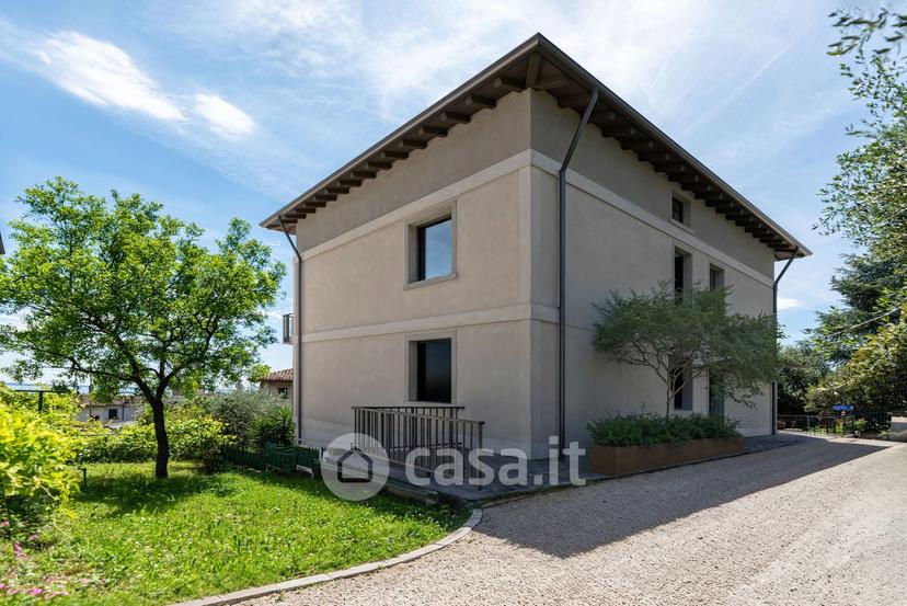 Trilocale in Via Resola 28 — foto 5 di 20