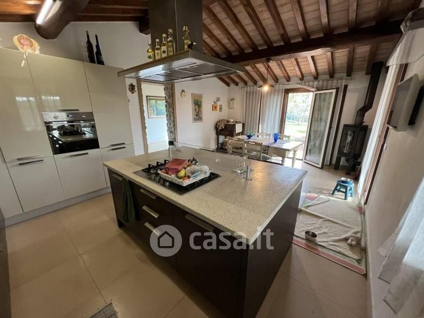 Villa in Via San Bartolo — foto 25 di 33