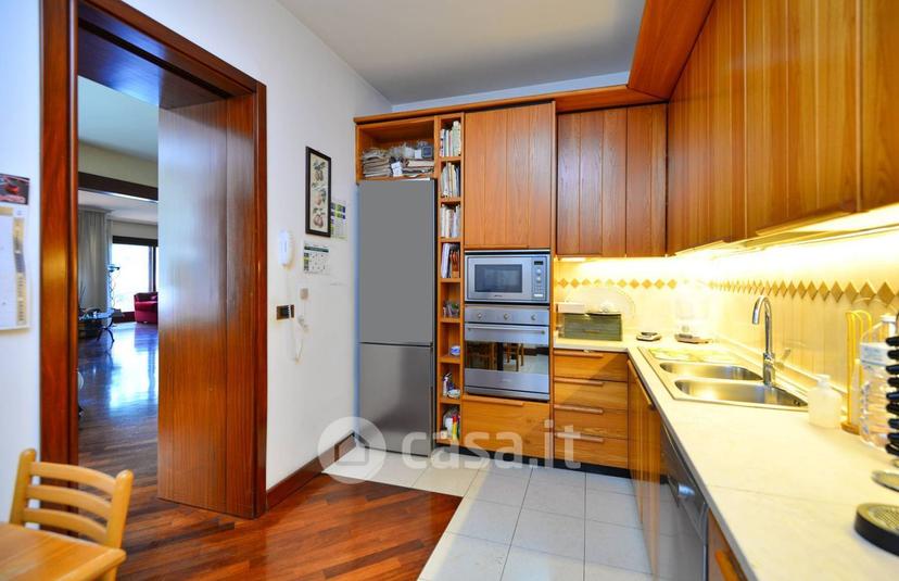 Villa in Via Prato — foto 4 di 21
