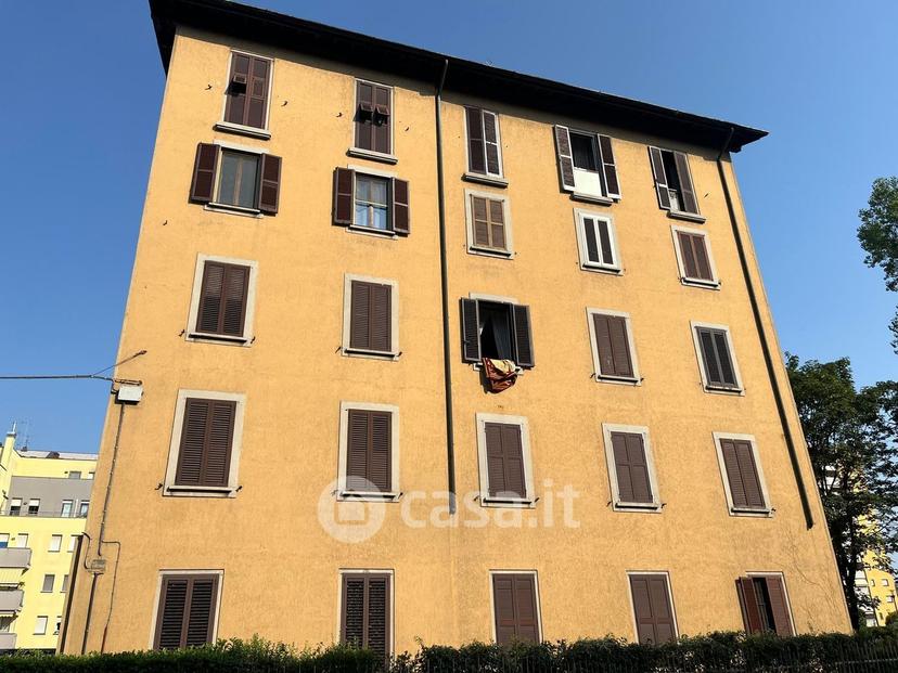 Trilocale in Viale Antonio Gramsci 602 — foto 12 di 35