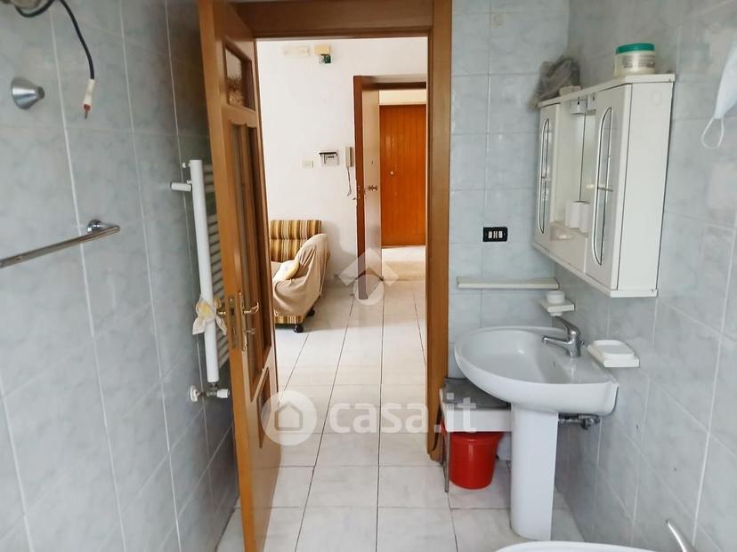 Trilocale in Via Olbia 44 — foto 9 di 20