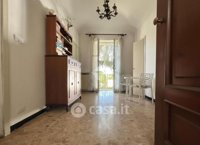 Trilocale in Via Silvio Pellico 8 — foto 7 di 16