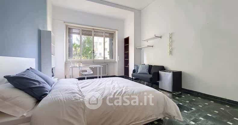 Stanza in Via R. Serra 3 — foto 5 di 13