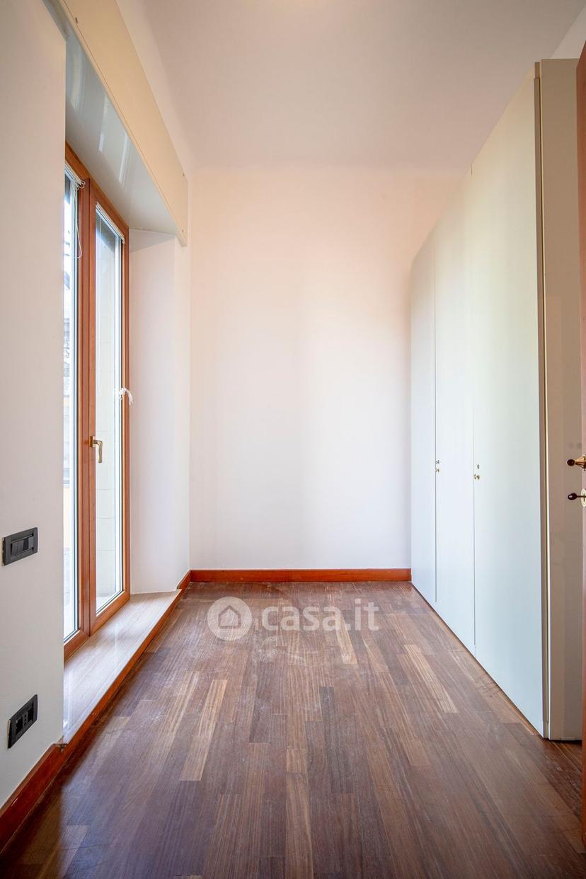 Villa in Via Amerigo Vespucci — foto 35 di 43