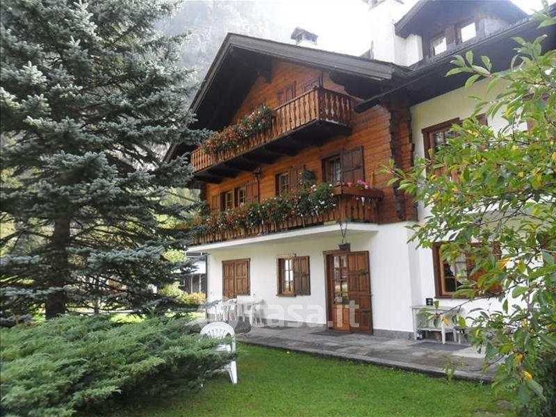 Quadrilocale in Via Monte Rosa 188 — foto 5 di 12
