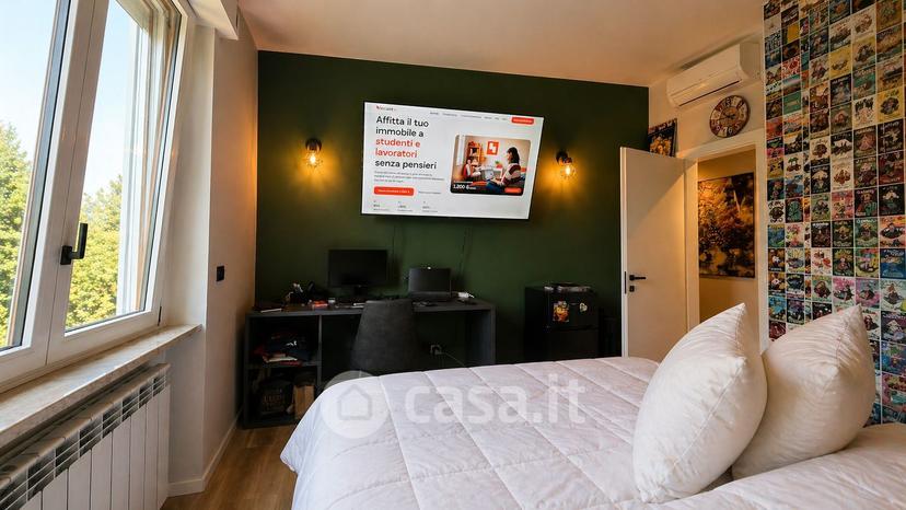 Stanza in Corso Verona 47 — foto 2 di 9