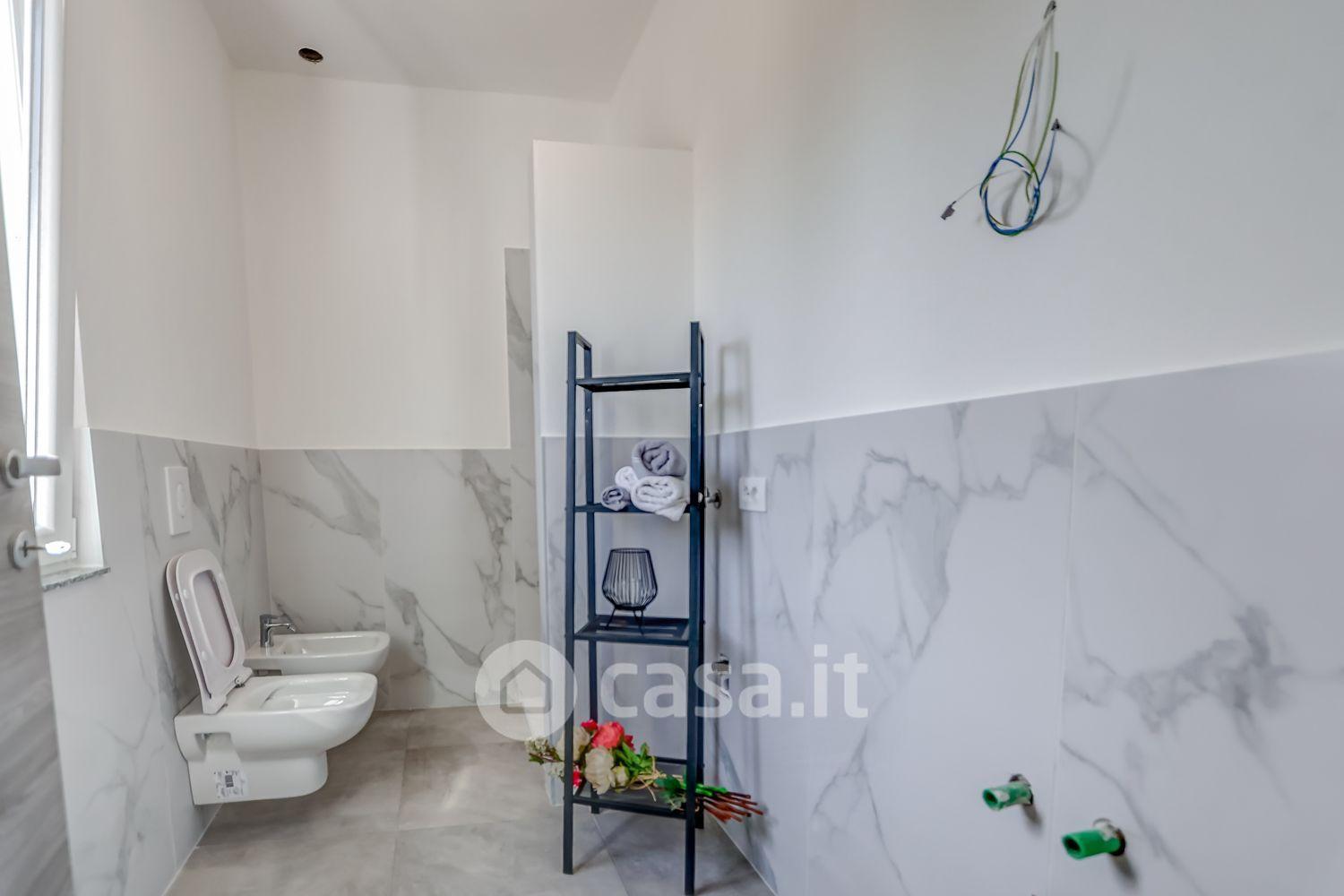 Trilocale in Via IV Novembre 8