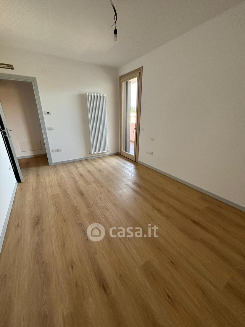 Trilocale in Via Lorenzo Lotto — foto 15 di 23