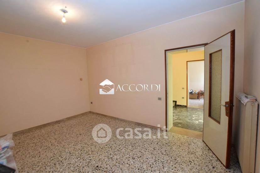 Villa in Via Schiavonesca Nuova — foto 12 di 22