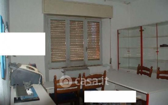Appartamento in Via Marche 12 — foto 27 di 31