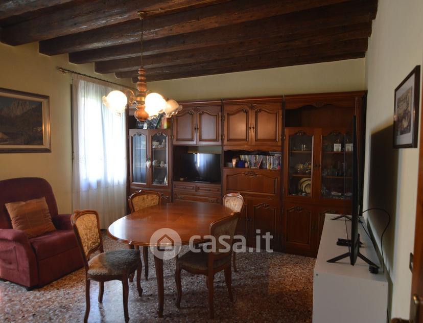 Villa in Via Roma 47 — foto 12 di 80