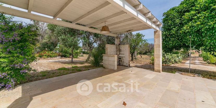 Villa in Strada Comunale Brindisi 6 — foto 16 di 54