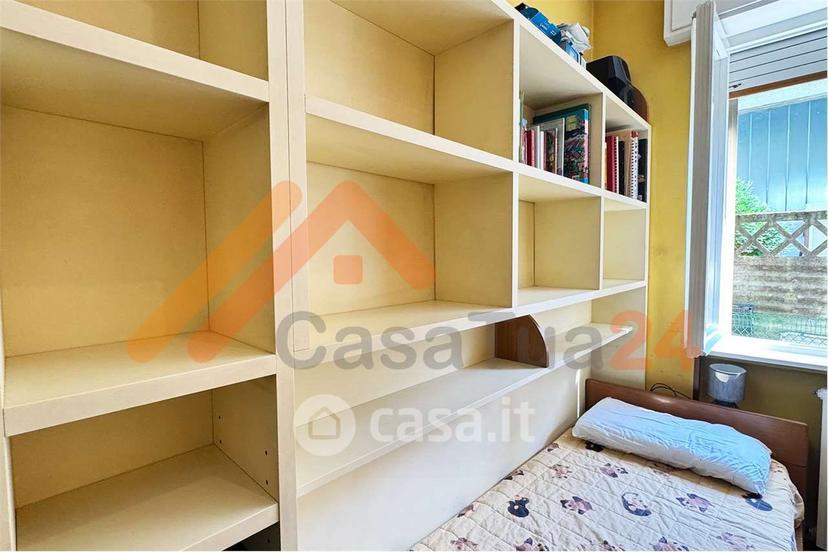 Trilocale in Via Sandro Pertini 4 — foto 6 di 30