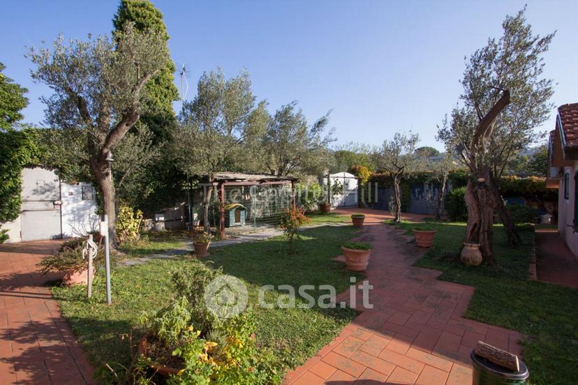 Villa in Via Ferrari 87 — foto 29 di 45