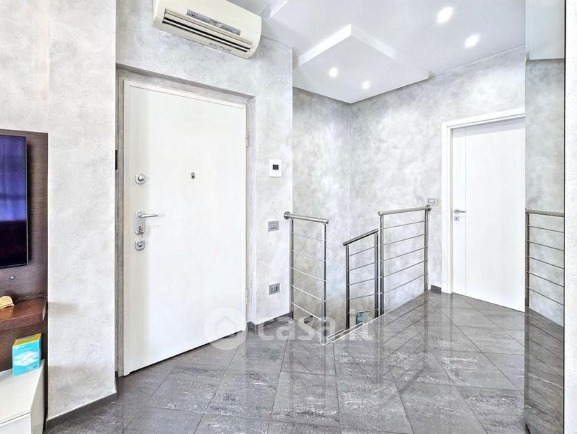 Quadrilocale in Via Flavio Gioia 25 — foto 41 di 54