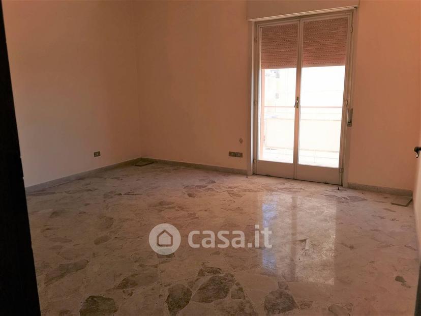 Quadrilocale in Via Dante Alighieri 163 — foto 2 di 15