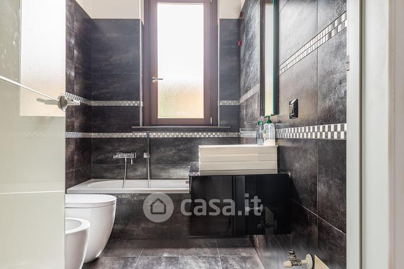Trilocale in Via Pusiano 18 — foto 10 di 31