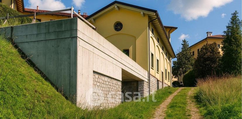 Villa in Via al Monte 4 — foto 2 di 5