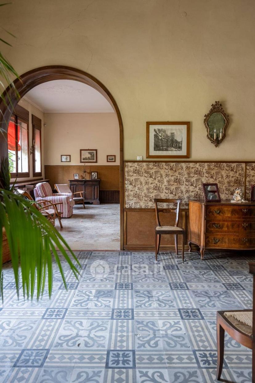 Villa in Via Castelnuovo Rangone — foto 24 di 101