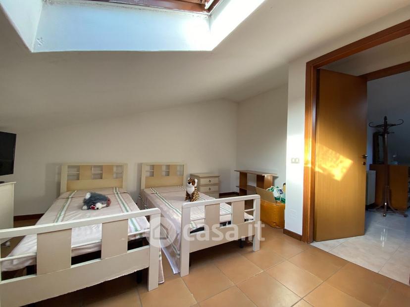 Villa in Via Sandro Pertini — foto 9 di 37
