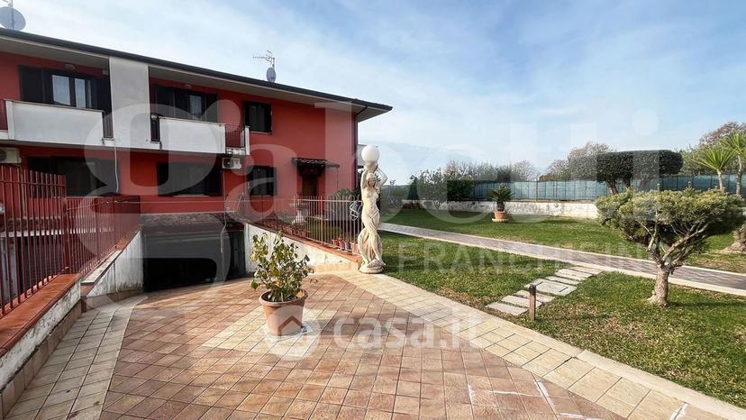 Villa in Via Antonio Gramsci — foto 7 di 14