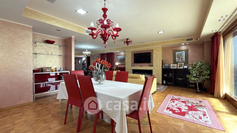 Villa in Via Leonardo da Vinci 19 — foto 5 di 49