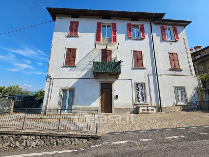 Bilocale in Via San Carlo — foto 25 di 32