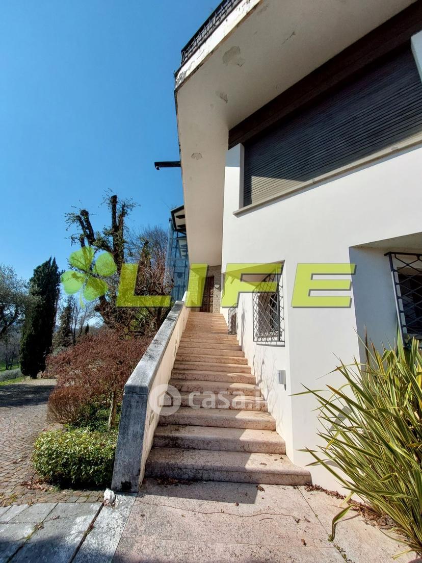 Villa in Via Conti d'Onigo — foto 15 di 41