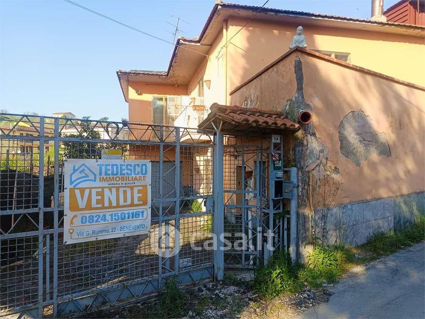 Villa in Via Paolo VI Papa — foto 31 di 33