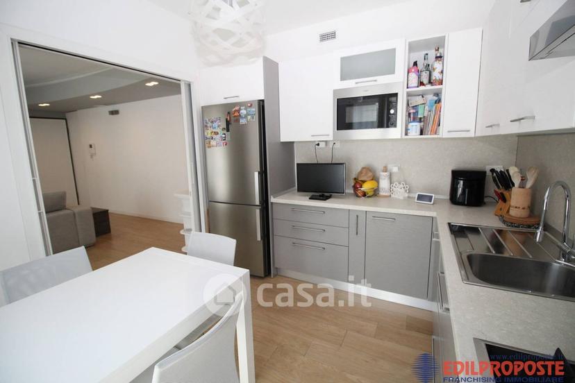 Trilocale in Via Pietro Maroncelli 26 — foto 30 di 31
