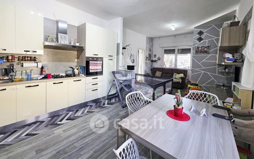 Trilocale in Via Rio Corto — foto 13 di 32