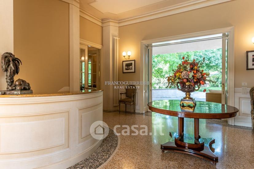 Villa in Via Alcide de Gasperi — foto 5 di 45