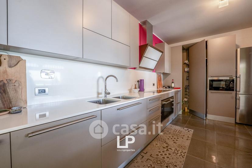 Villa in Via Panorama 14 — foto 33 di 63