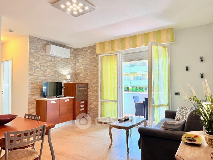 Trilocale in Via Giuseppe di Vittorio 36 — foto 4 di 26