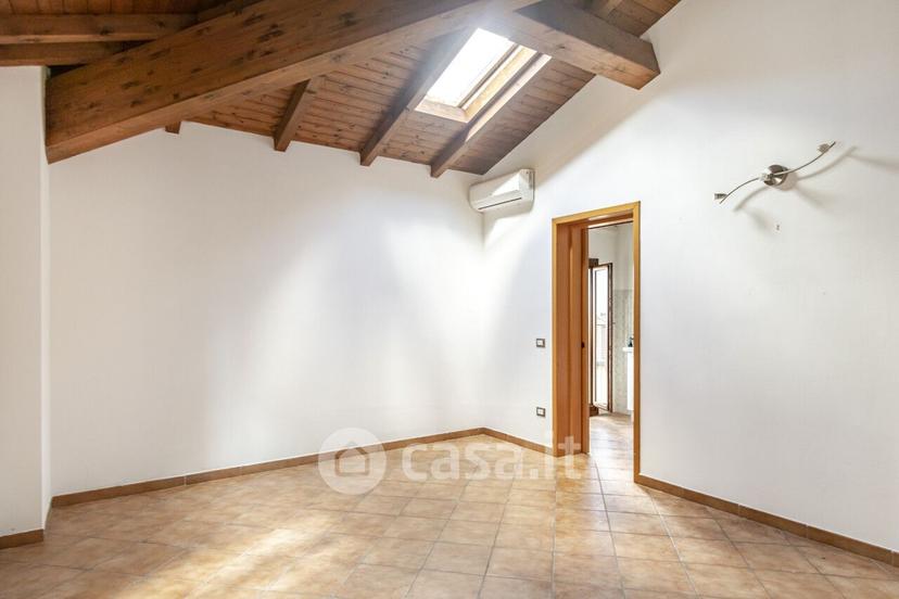 Trilocale in Via Bonvicini Adolfo 2 — foto 21 di 32