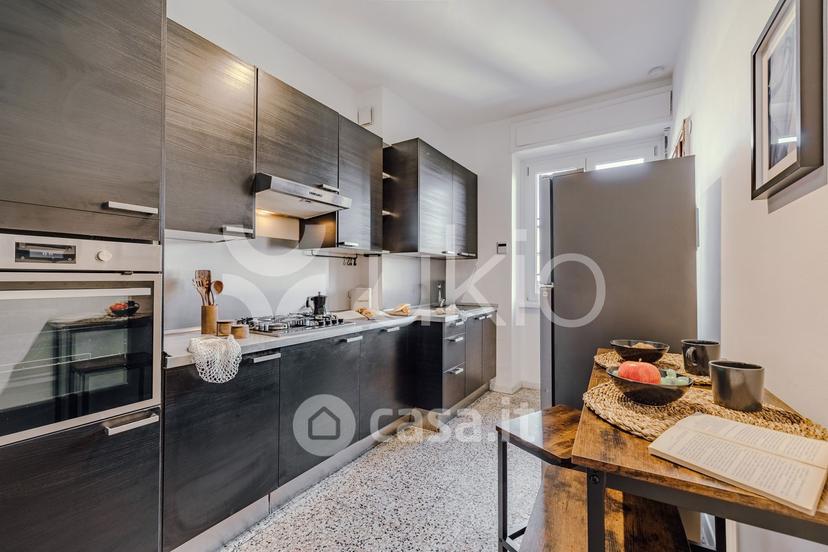 Trilocale in Via Andrea Costa — foto 11 di 24